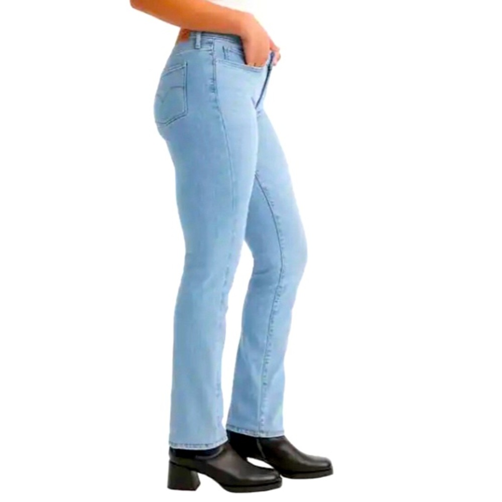 Levi Strauss & Co